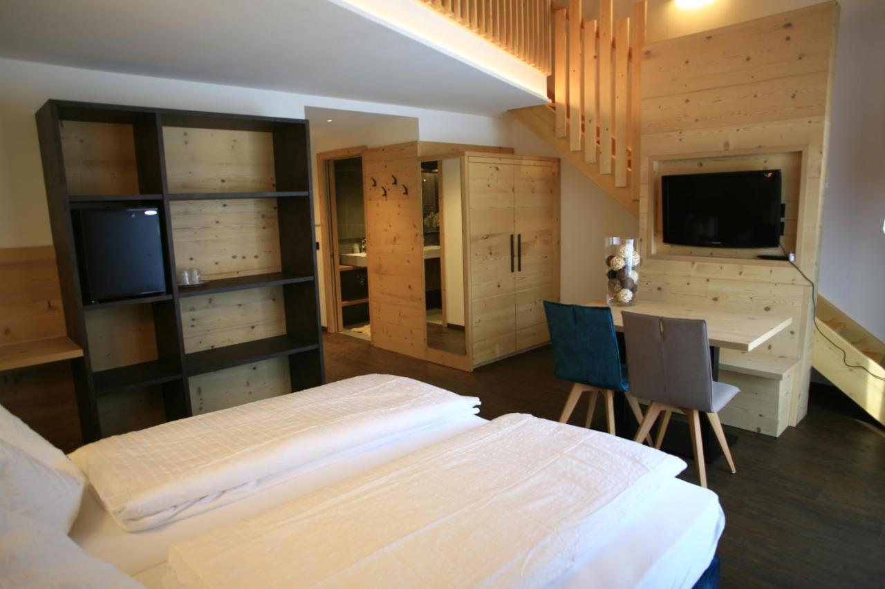 Alpen Hotel Vidi Madonna di Campiglio Exterior photo